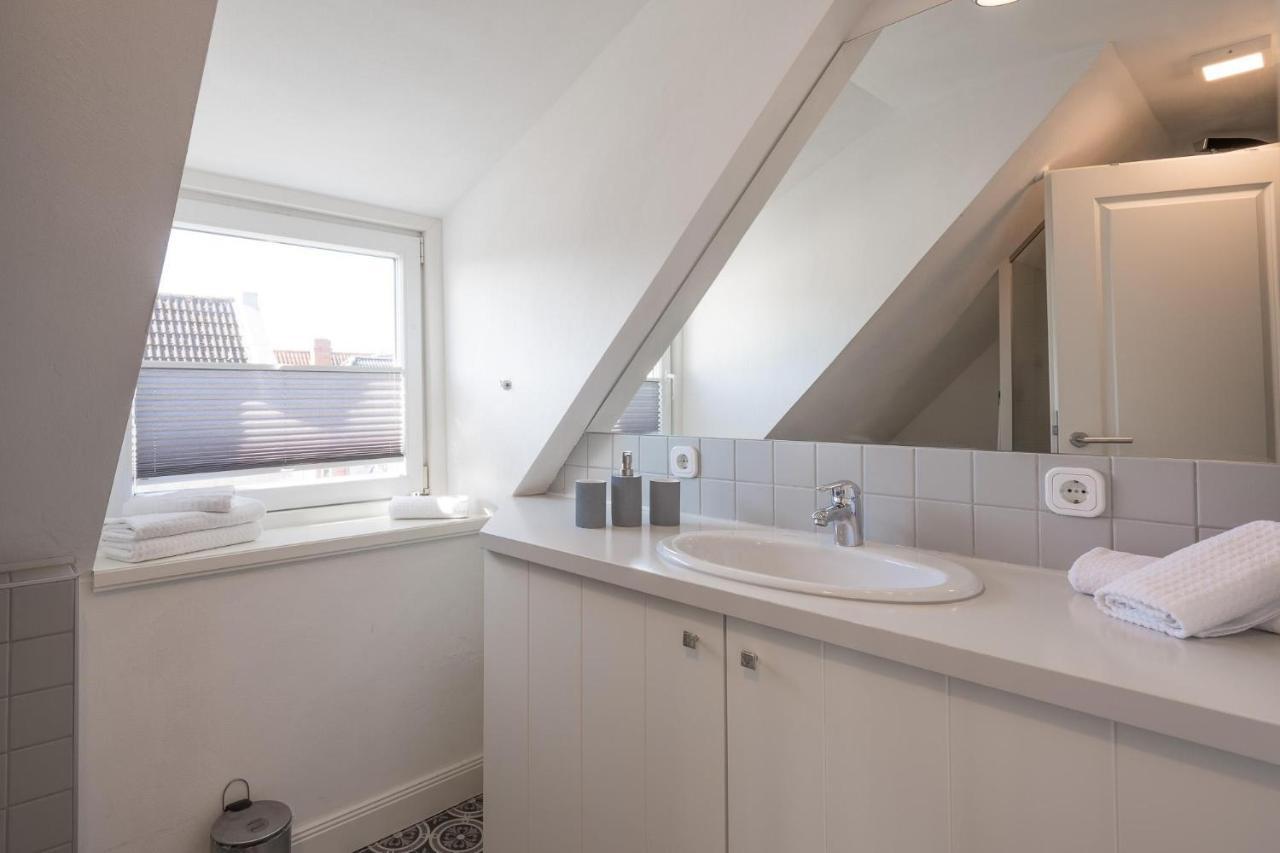 Apartmenthaus Theodor Storm - Unter Sternen 후줌 외부 사진