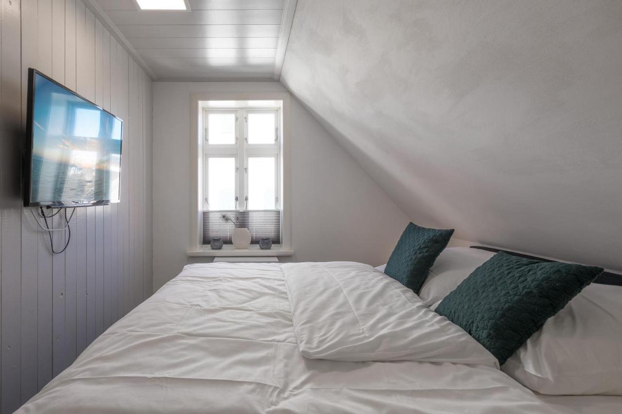 Apartmenthaus Theodor Storm - Unter Sternen 후줌 외부 사진